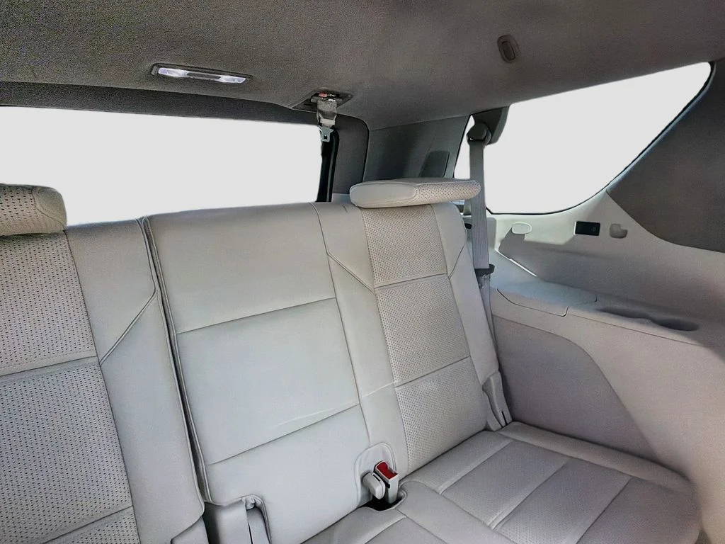 Used 2025 Black Cadillac Sport Platinum image 30
