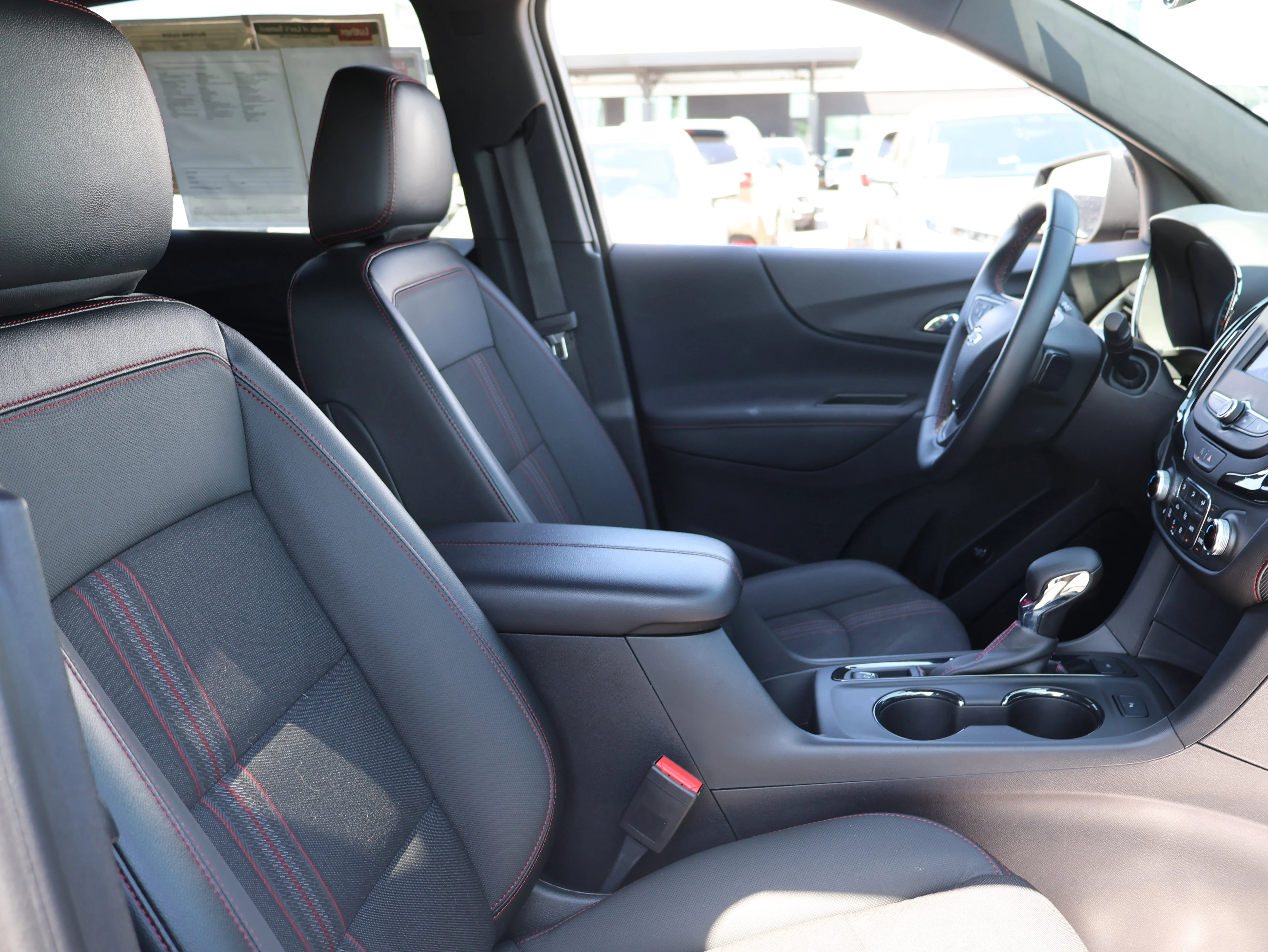 2023 Chevrolet Equinox RS - Photo 8