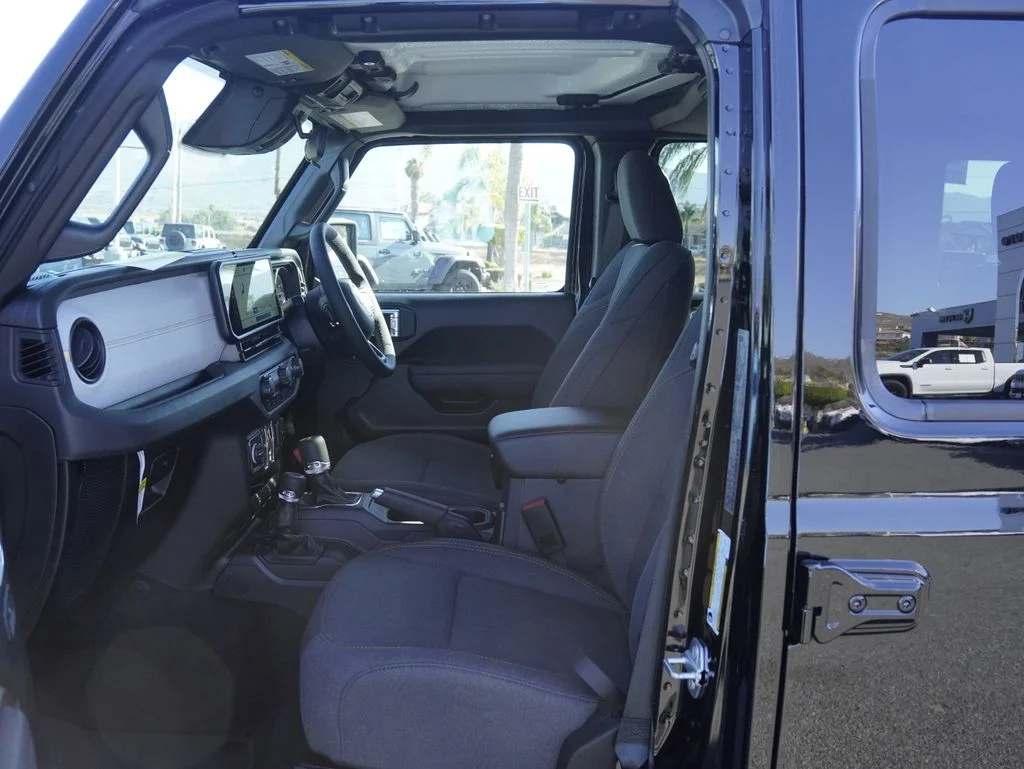 New 2026 black clearcoat Jeep Sport RHD image 26