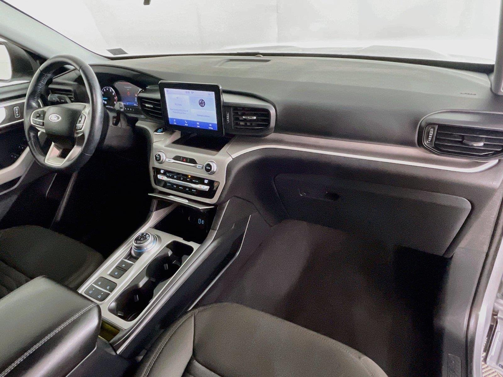 Used 2021 Iconic Silver Ford XLT image 33