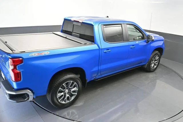 Used 2025 Blue Chevrolet LT image 51