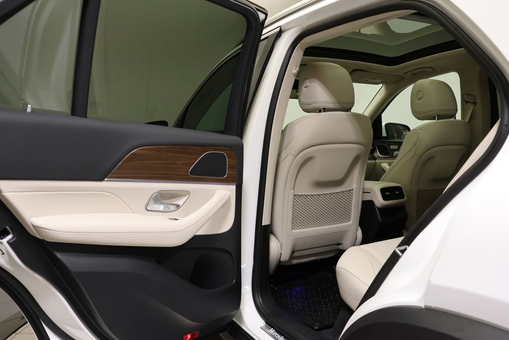 Used 2026 Polar White Mercedes-Benz GLE 350 image 43