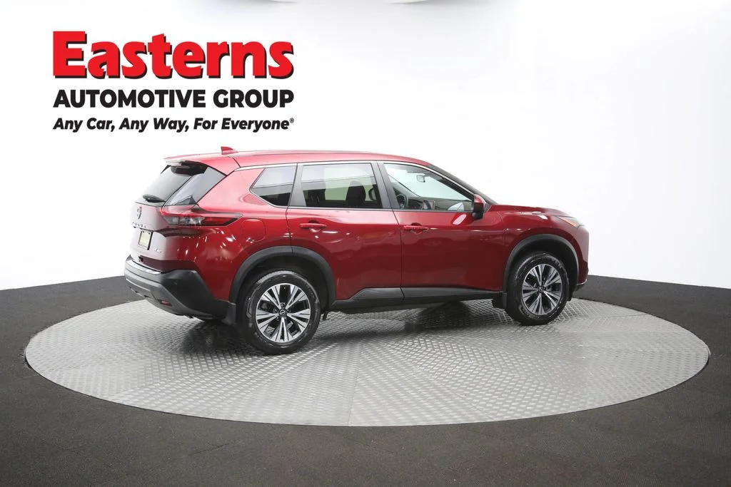 Used 2023 Red Nissan SV image 42