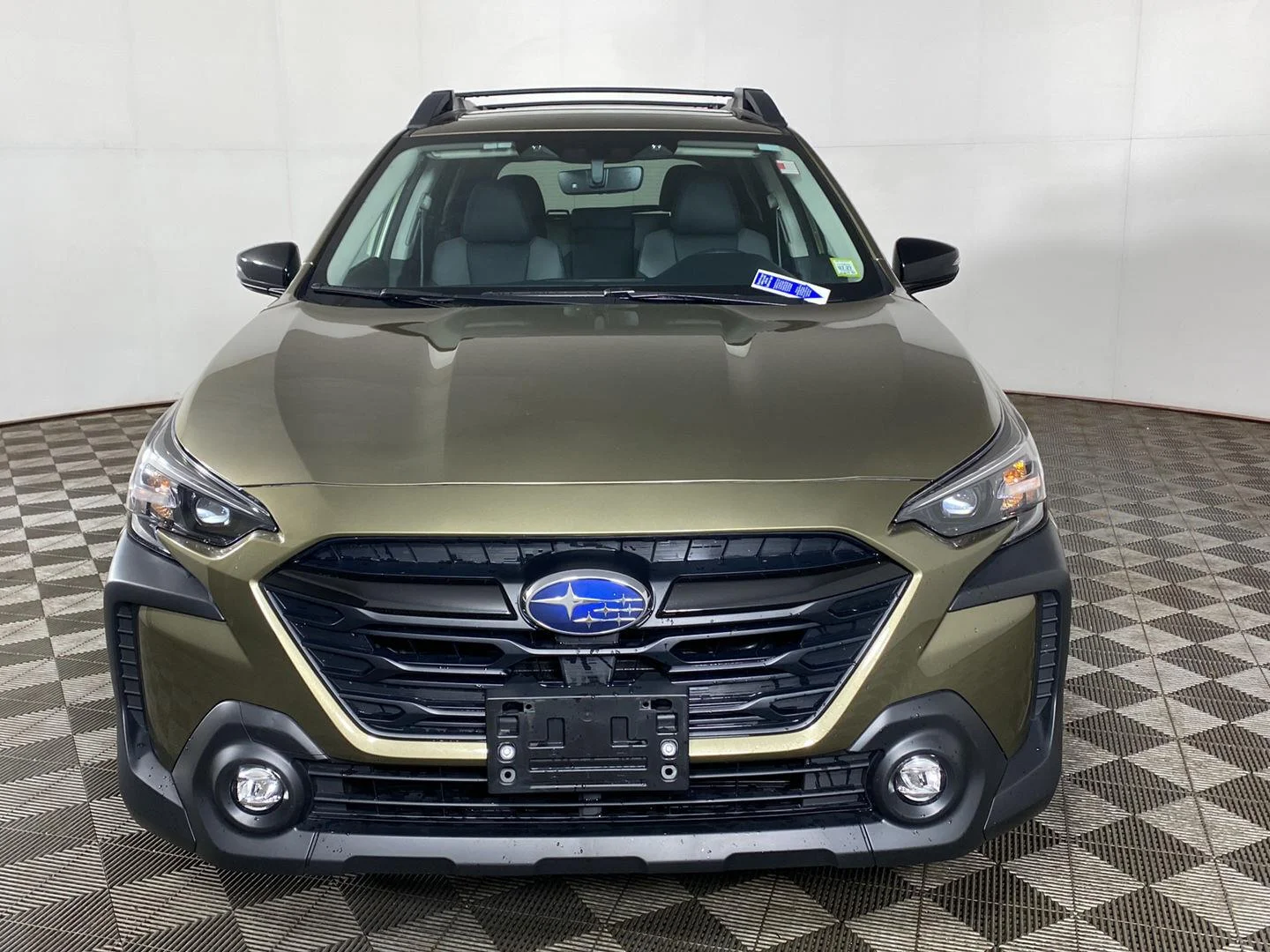 Used 2024 Autumn Green Metallic Subaru Onyx Edition image 11