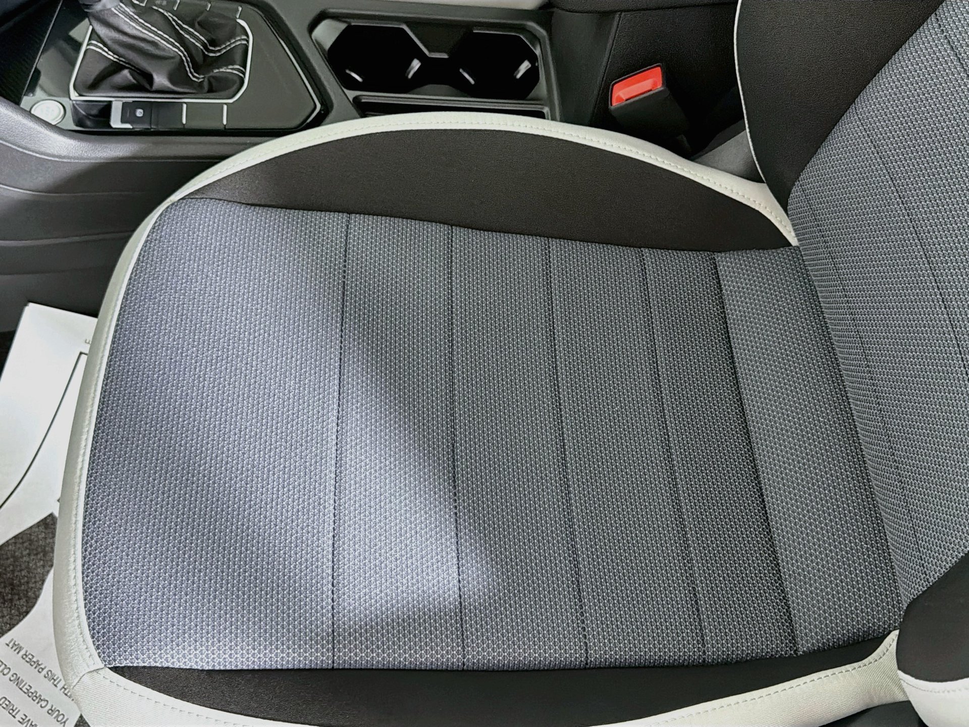 New 2027 White Volkswagen 1.5T S image 17
