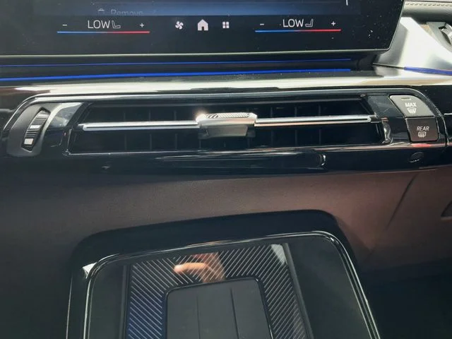 2025 BMW X1 28i - Photo 22