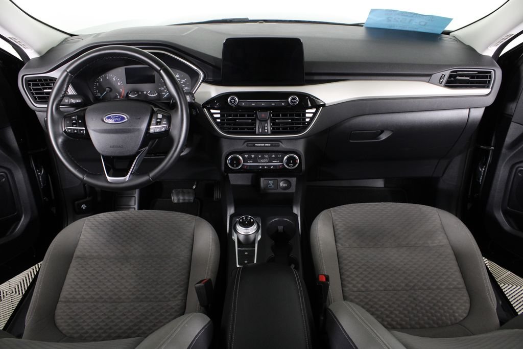 Used 2022 Black Ford SE image 24