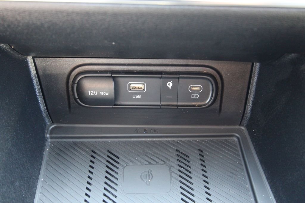 Used 2024 White Kia EX image 27