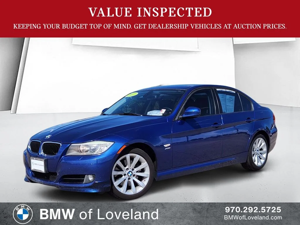 2011 BMW 3 Series 328i xDrive Sedan's photo
