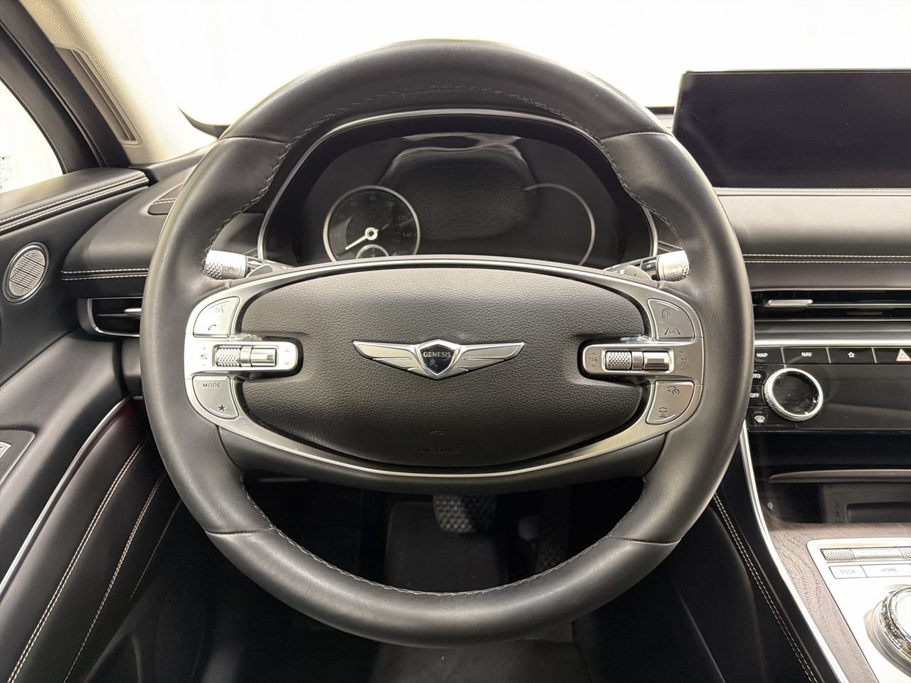 2023 GENESIS GV80 Standard - Photo 16