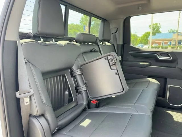 Used 2023 Summit White GMC SLT image 13