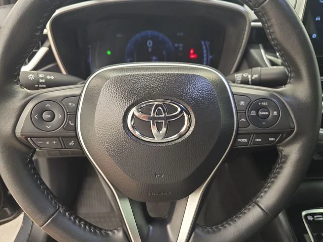 Used 2025 UNDERGROUND Toyota XSE image 29