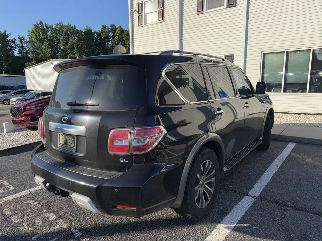 Used 2018 Black Nissan SL image 7