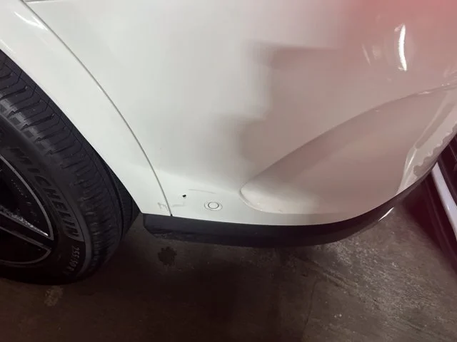 Used 2023 White Mercedes-Benz GLC 300 image 11