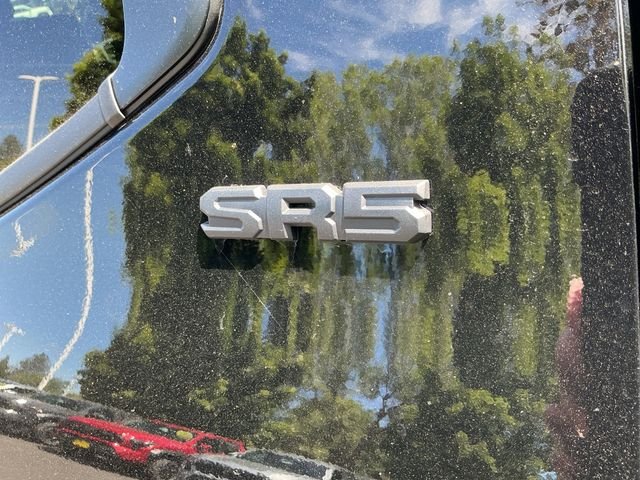 New 2026 Midnight Black Metallic Toyota  SR5 image 31