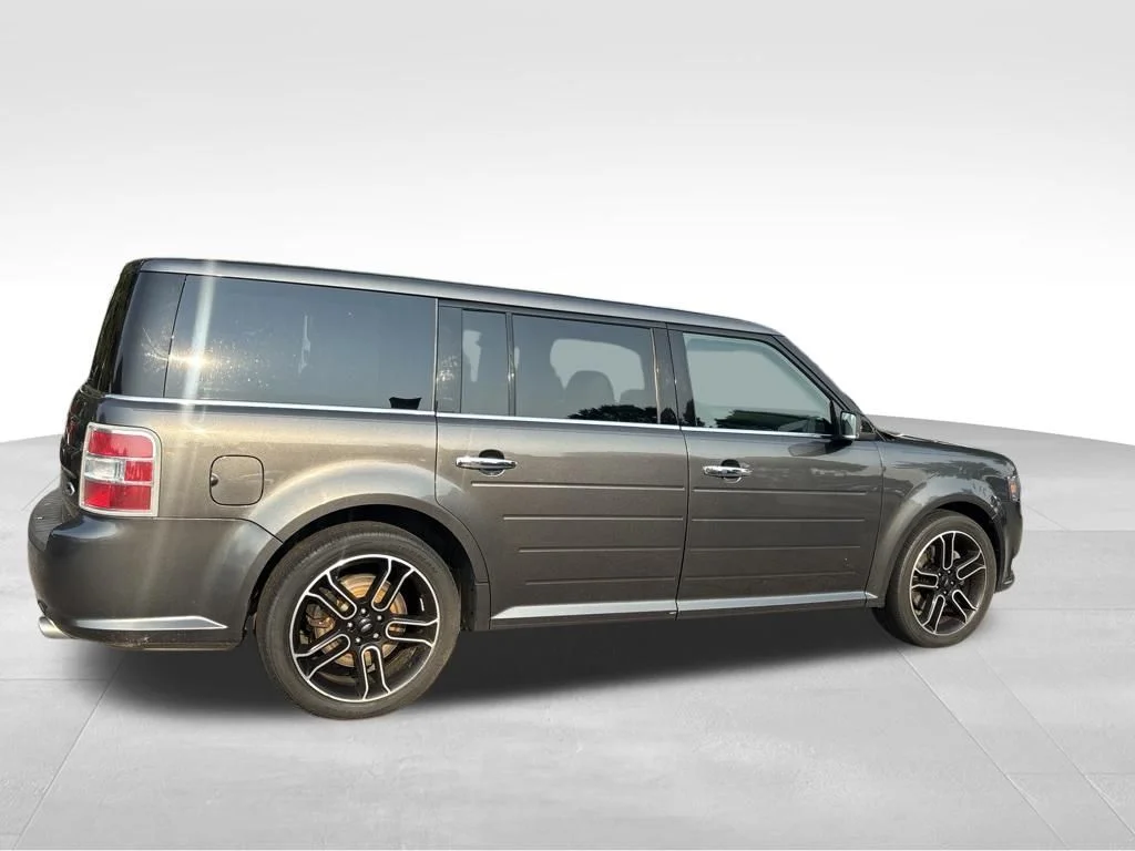 Used 2015 Black Ford SEL image 7