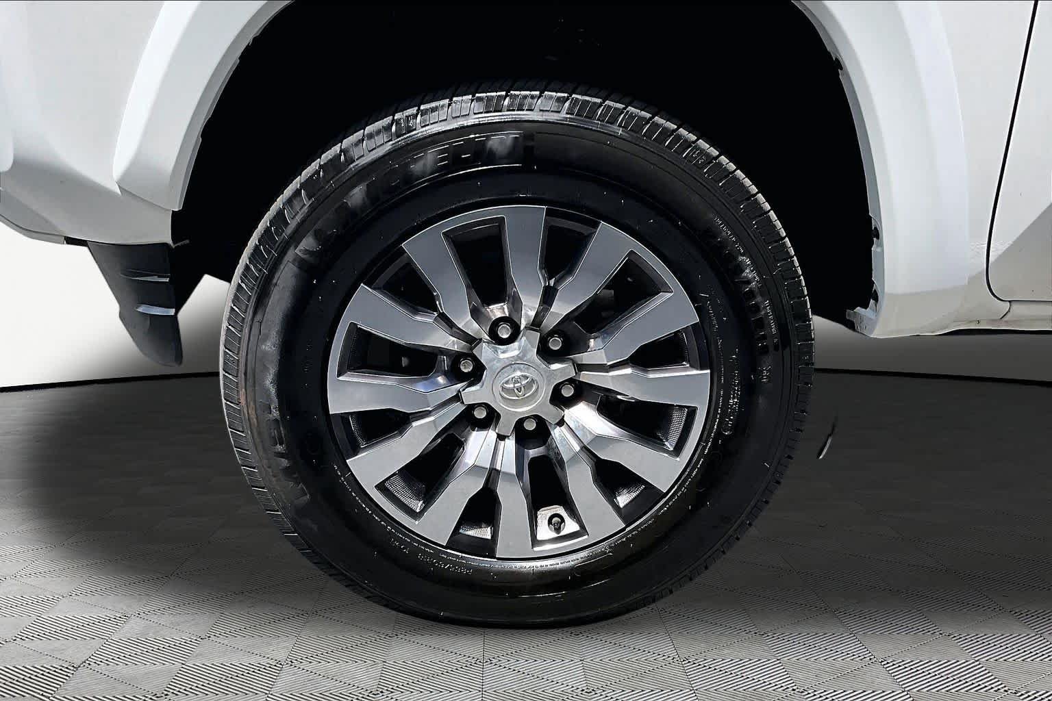 Used 2023 Ice Cap Toyota Limited image 11