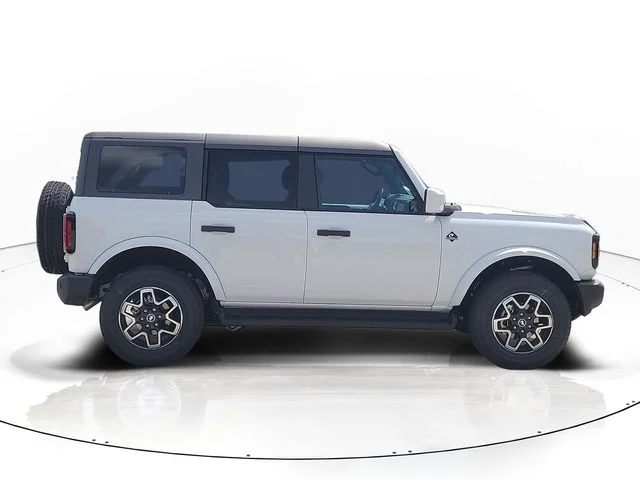 New 2026 Oxford White Ford Outer Banks image 4