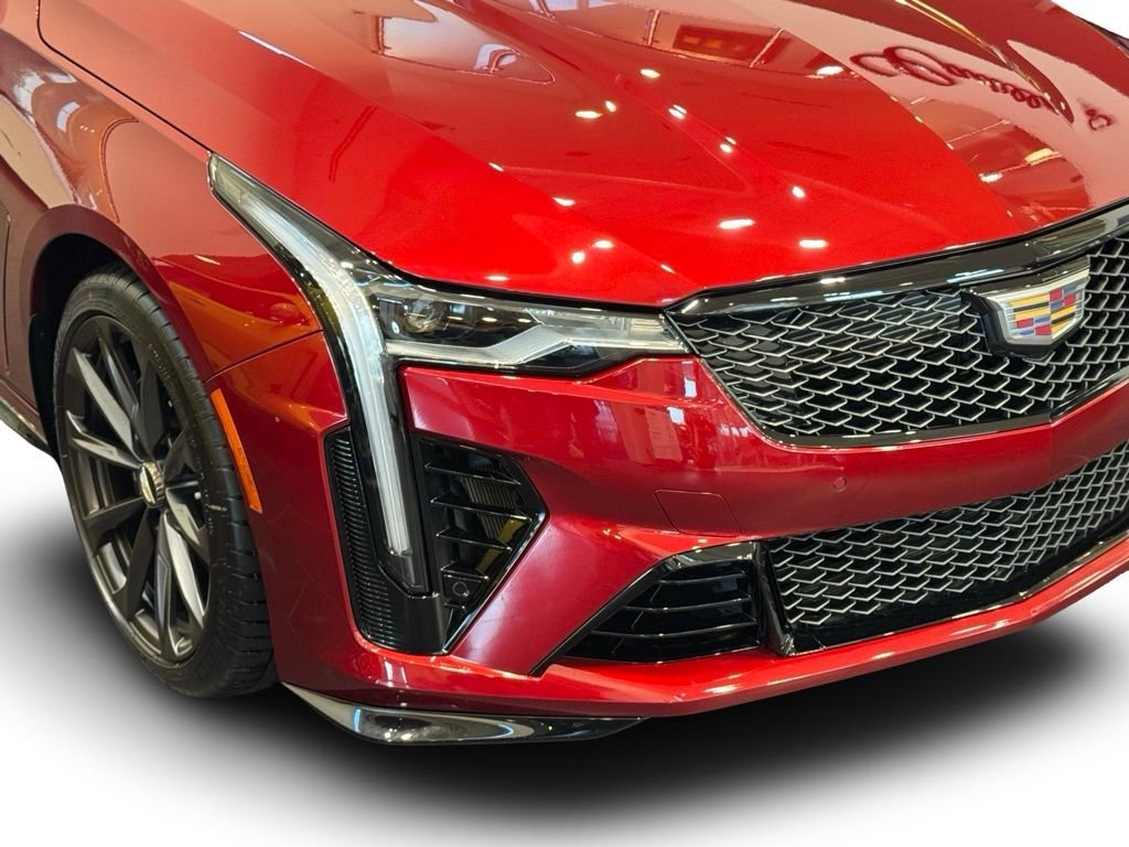 View vehicle photo 6