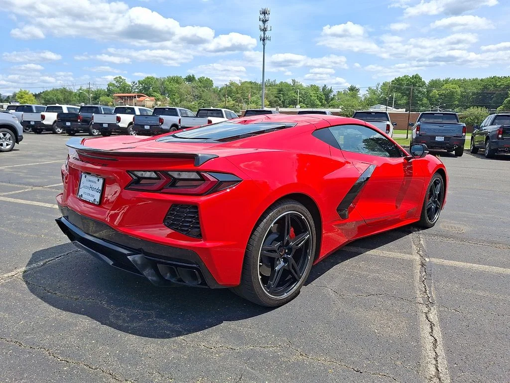 2024 Chevrolet Corvette 2LT - Photo 6