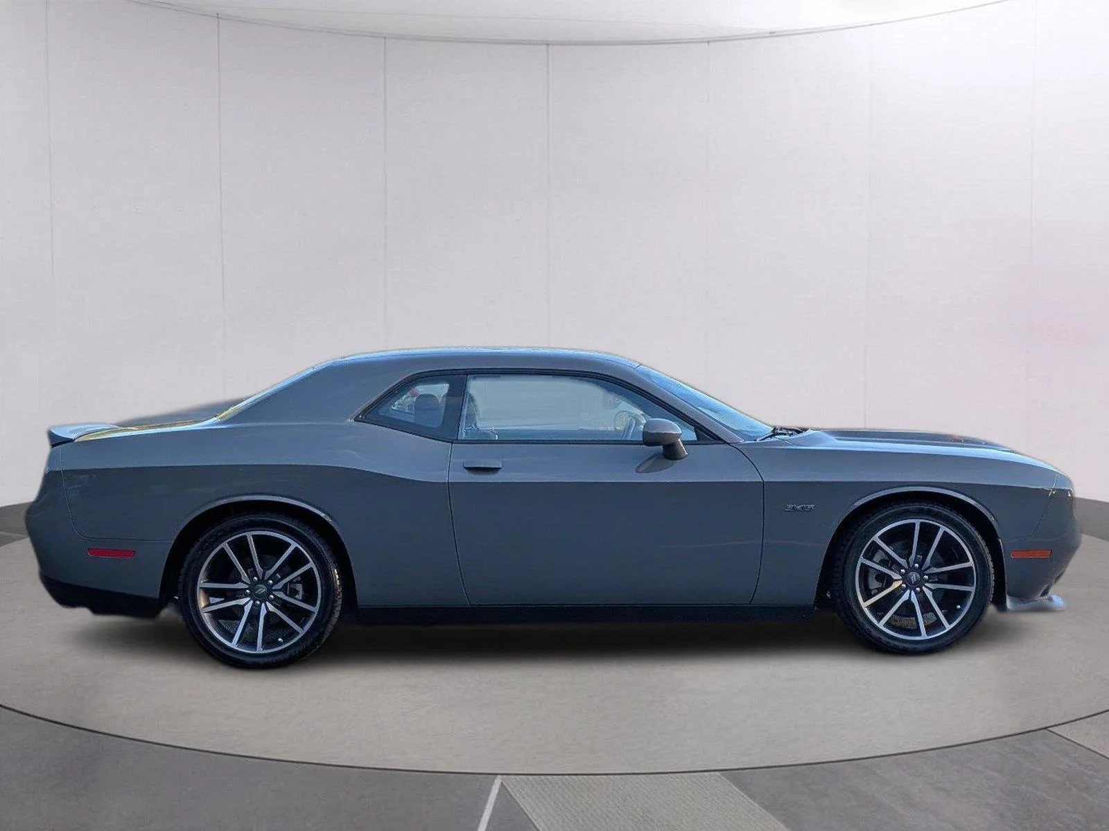 Used 2023 Destroyer Gray Clearcoat Dodge R/T image 8