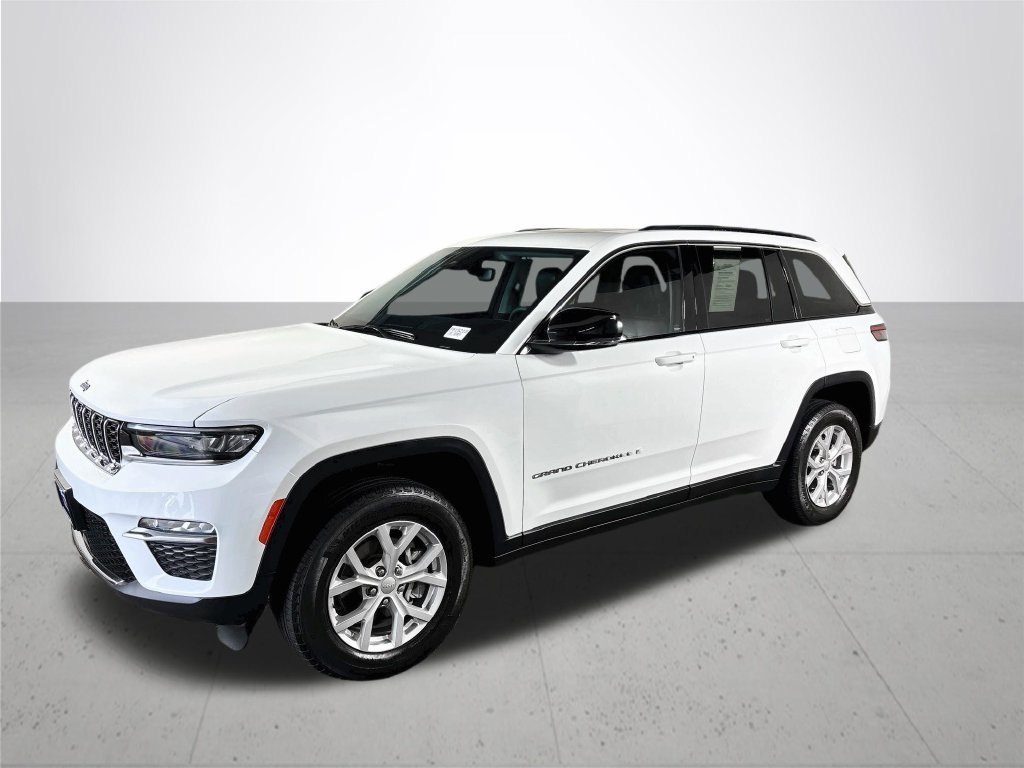 Certified Used 2023 White Jeep Limited image 2
