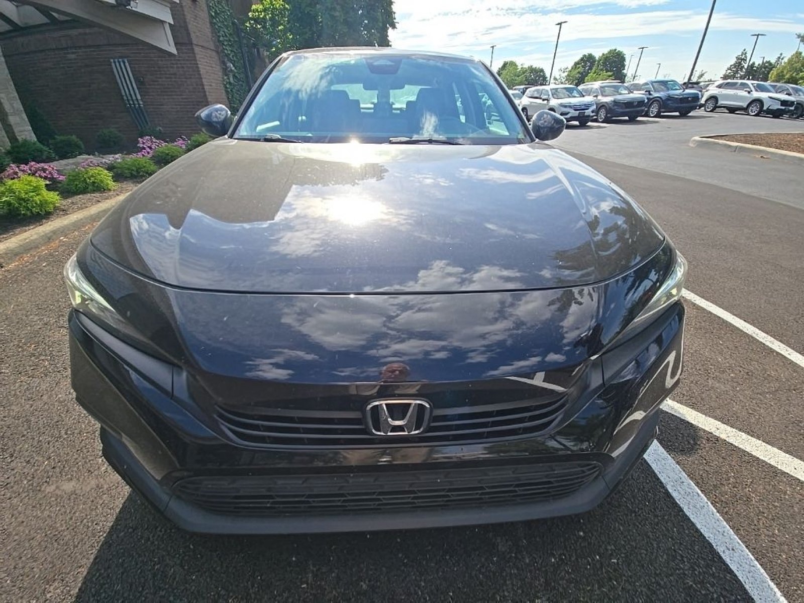 Used 2024 Crystal Black Pearl Honda LX image 4