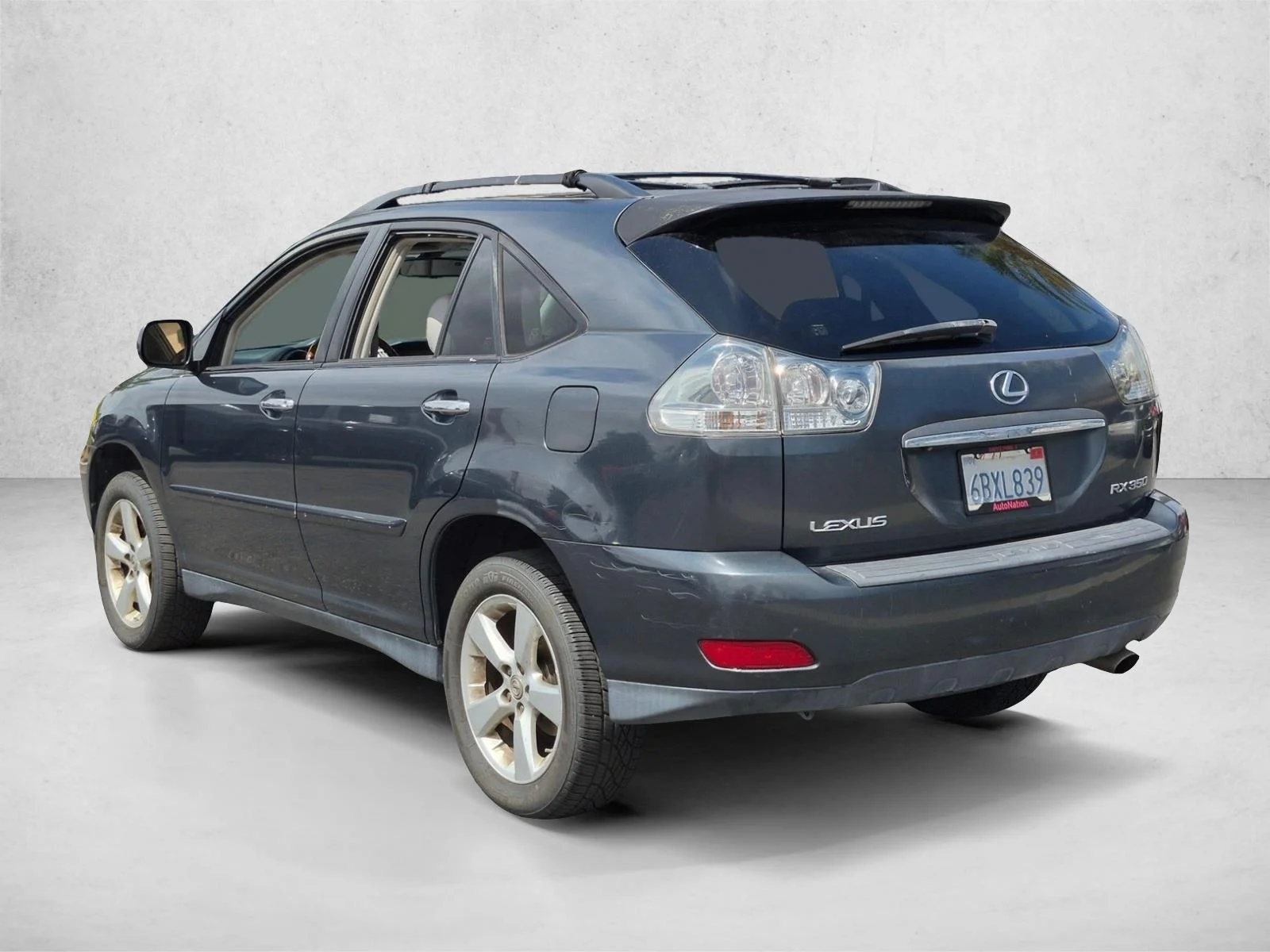 Used 2008 Silver/Gray Lexus  image 7