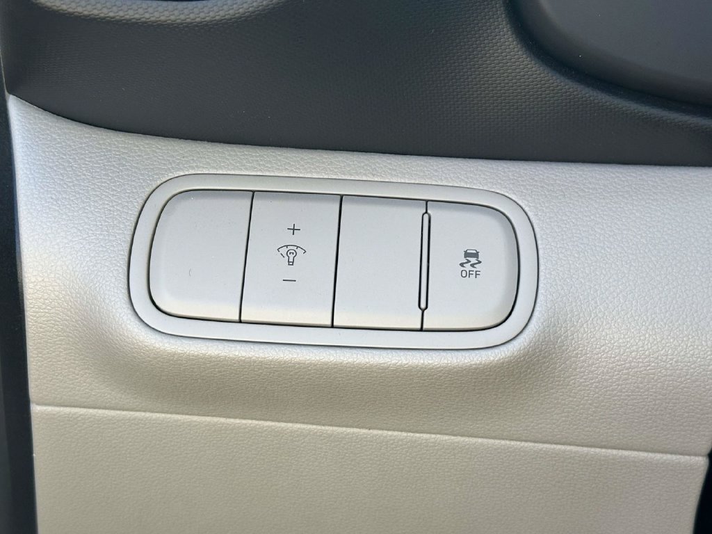 Certified Used 2024 Lunar White Hyundai SEL image 25