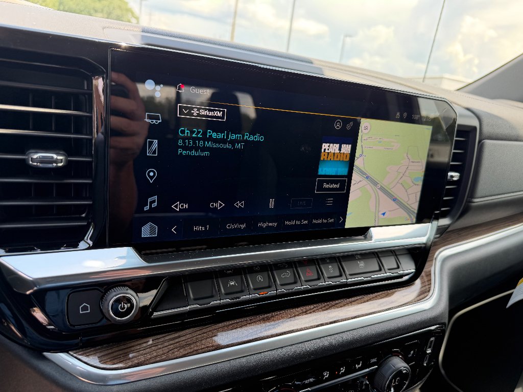 New 2026 Sterling Gray Metallic Chevrolet LT image 32
