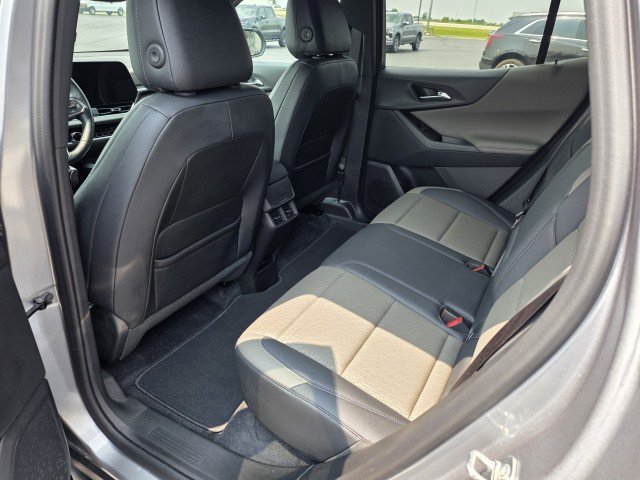 Used 2025 Sterling Gray Metallic Chevrolet LT image 9