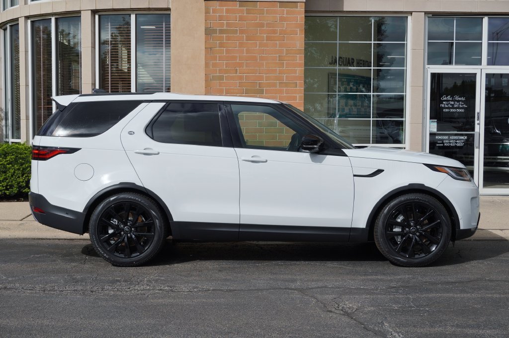 New 2026 Fuji White Land Rover S image 7