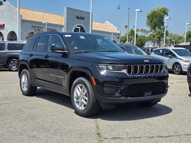 2026 Jeep Grand Cherokee Laredo X