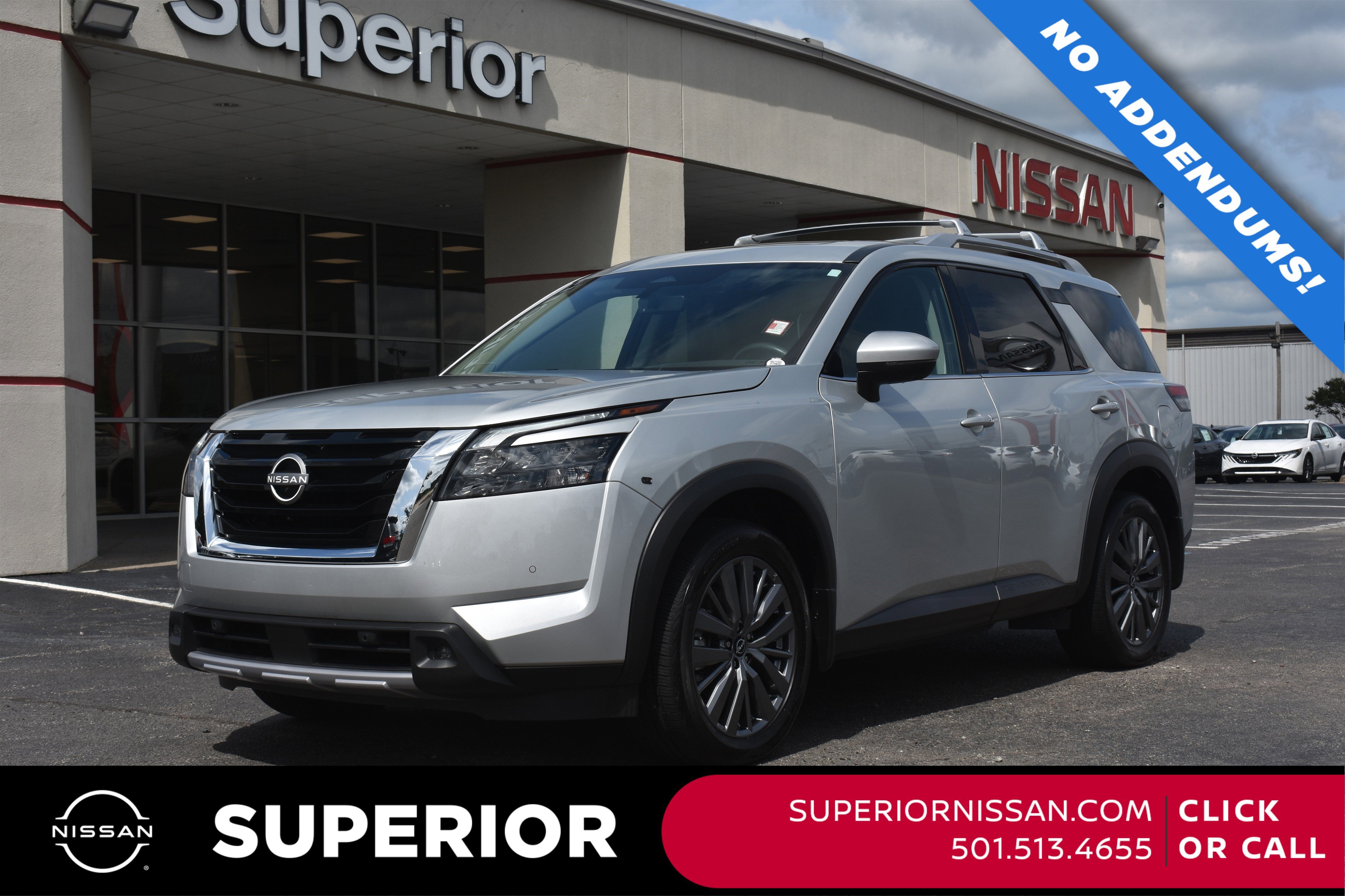 2025 Nissan Pathfinder SL 4WD's photo