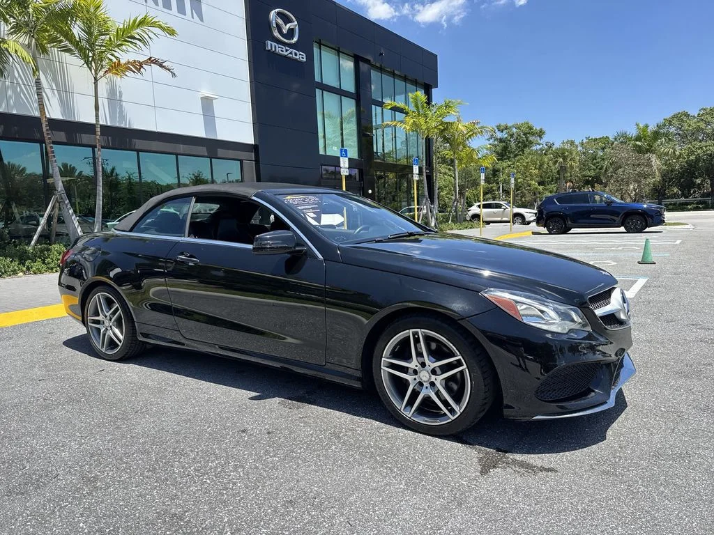 Used 2016 Obsidian Black Metallic Mercedes-Benz E 400 image 6
