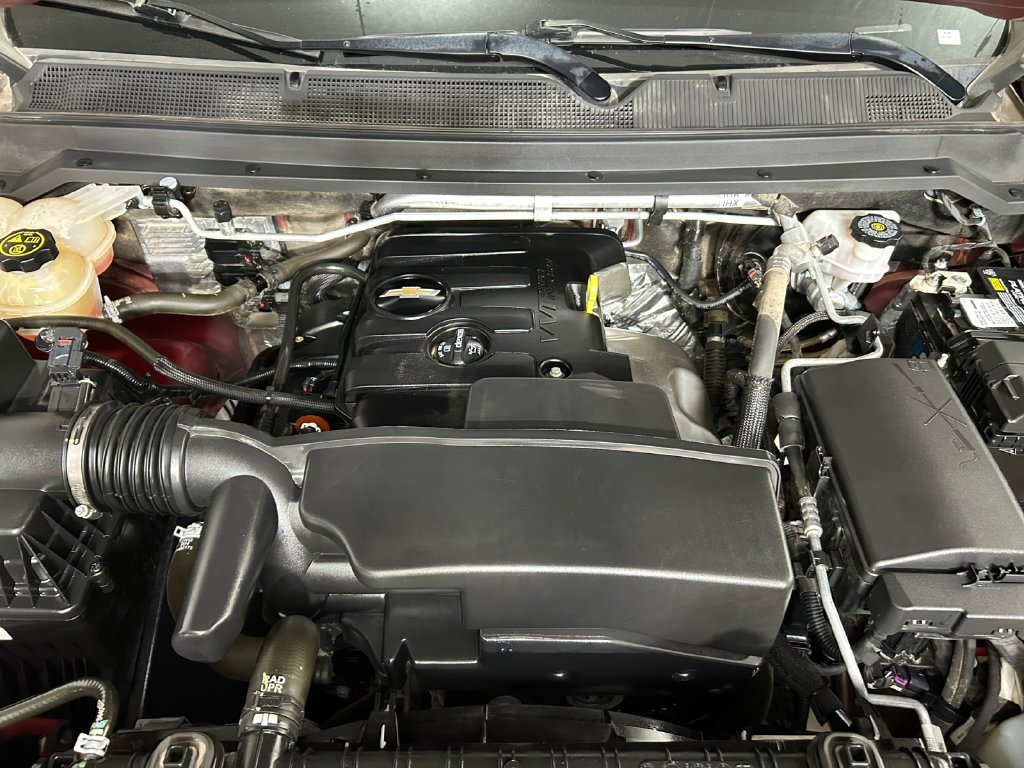 Used 2022 Red Chevrolet LT image 19