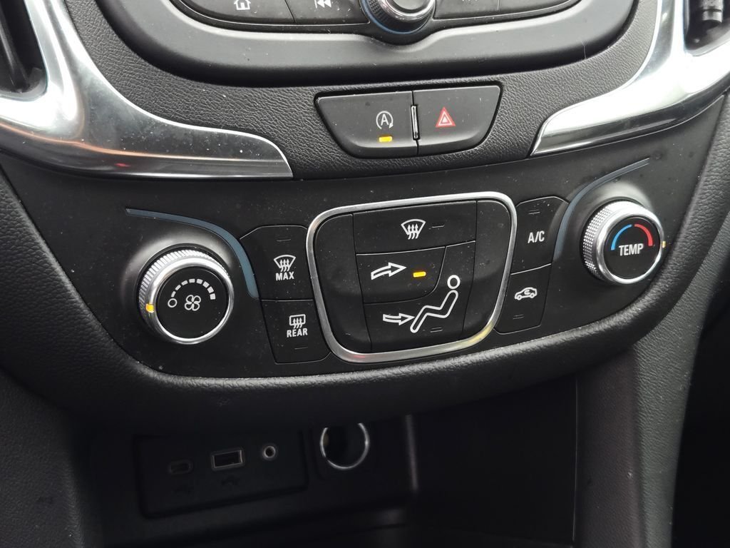 Used 2024 Summit White Chevrolet LT image 26