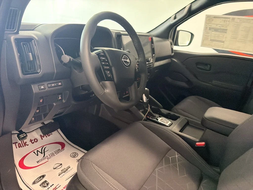 New 2027 Boulder Gray Pearl Nissan Crew Cab SV image 11