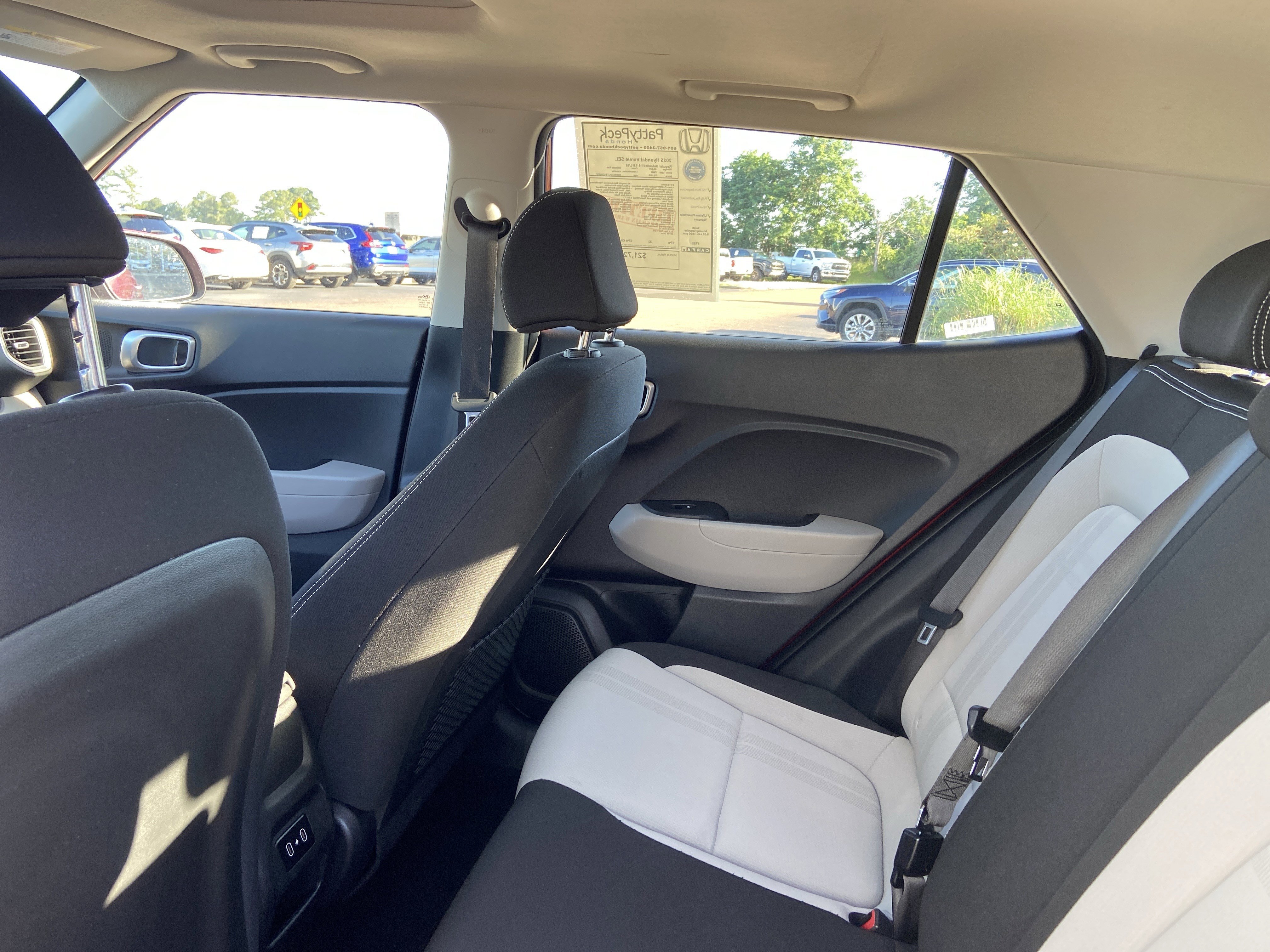Used 2025 Ultimate Red Hyundai SEL image 17