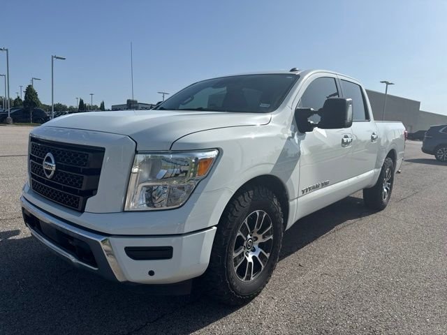 2020 Nissan Titan SV