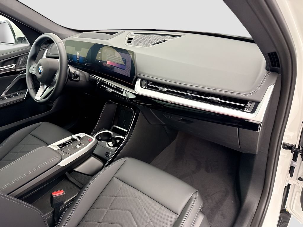 New 2026 Alpine White BMW xDrive28i image 16