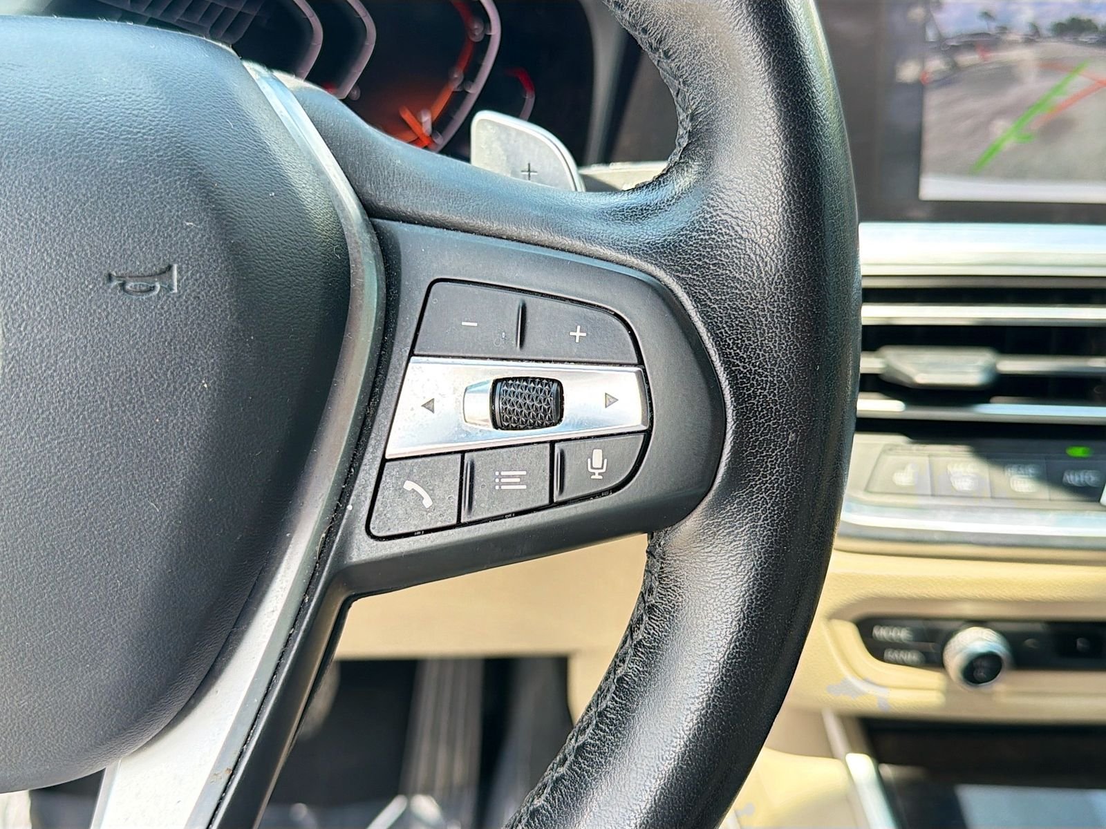 Used 2019 White BMW 330i image 36
