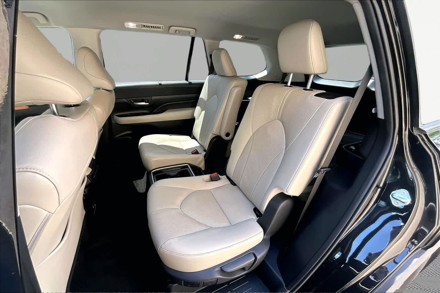 2024 Toyota Grand Highlander Limited - Photo 21