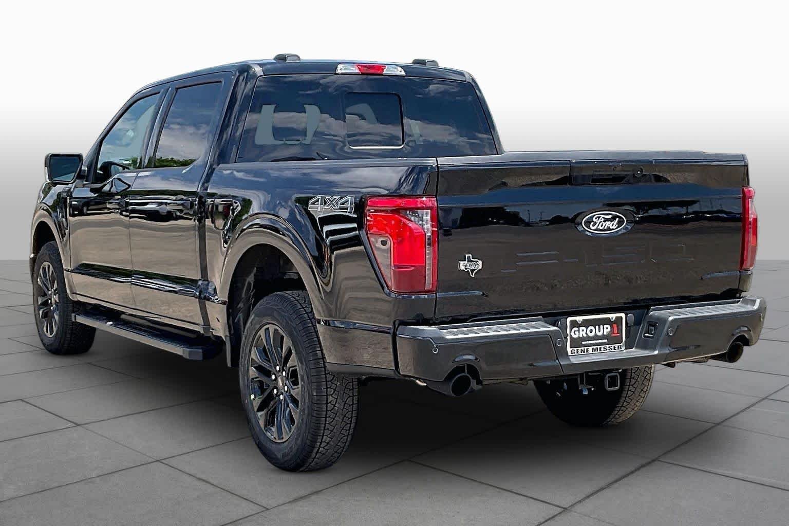 New 2026 Agate Black Metallic Ford XLT image 12