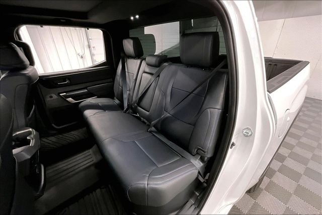 Used 2026 Wind Chill Pearl Toyota Platinum image 25