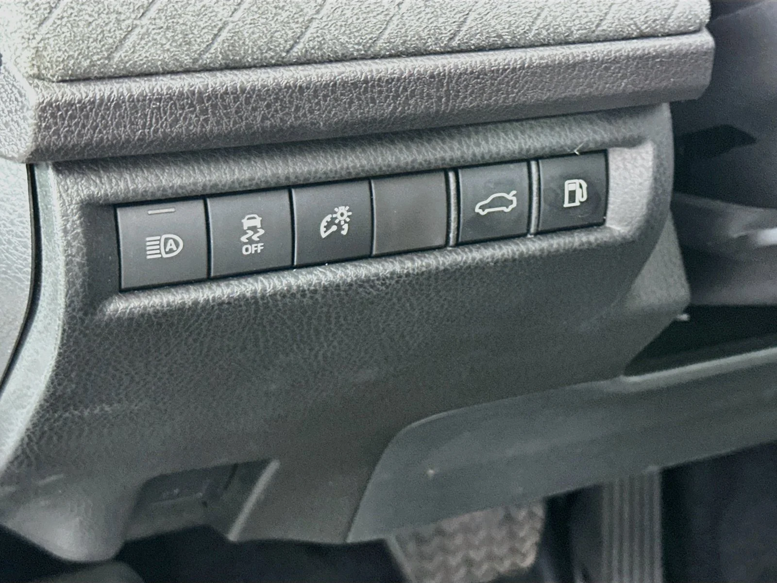Certified Used 2025 Beige Toyota XLE image 10