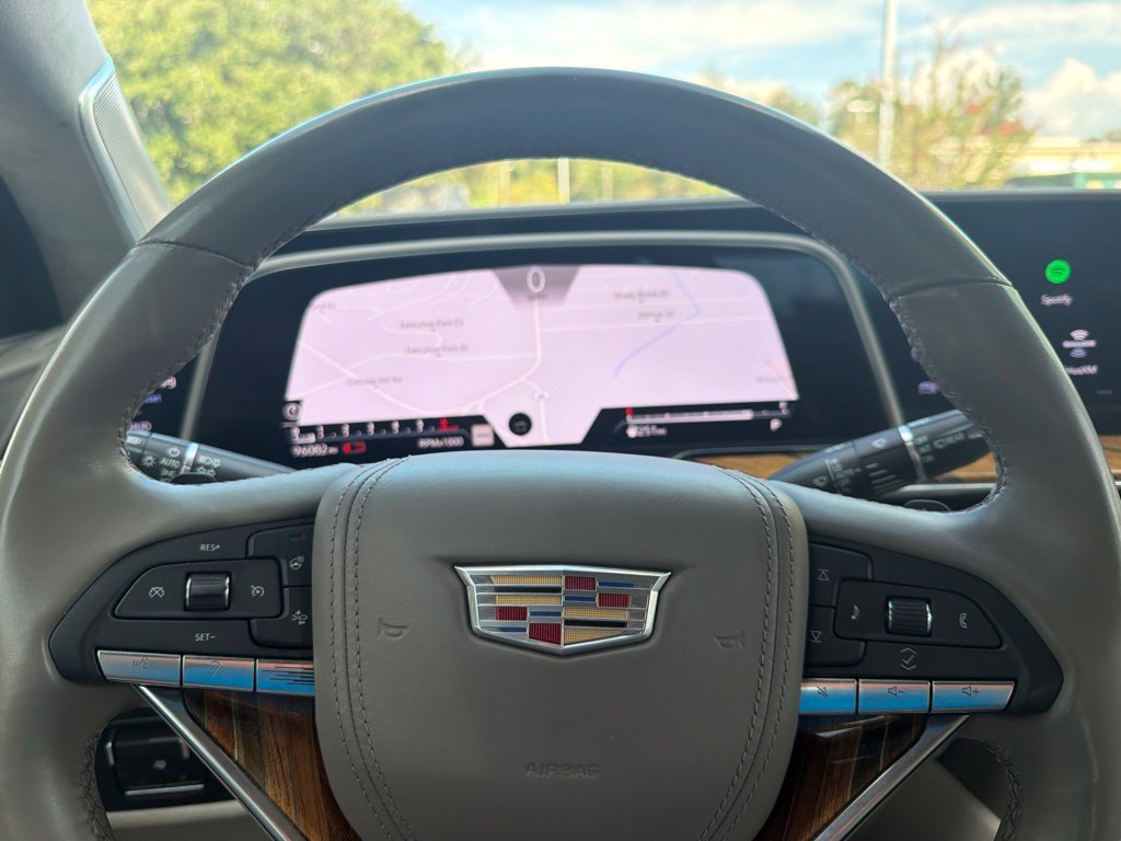 Used 2023 Crystal White Tricoat Cadillac Sport Platinum image 15