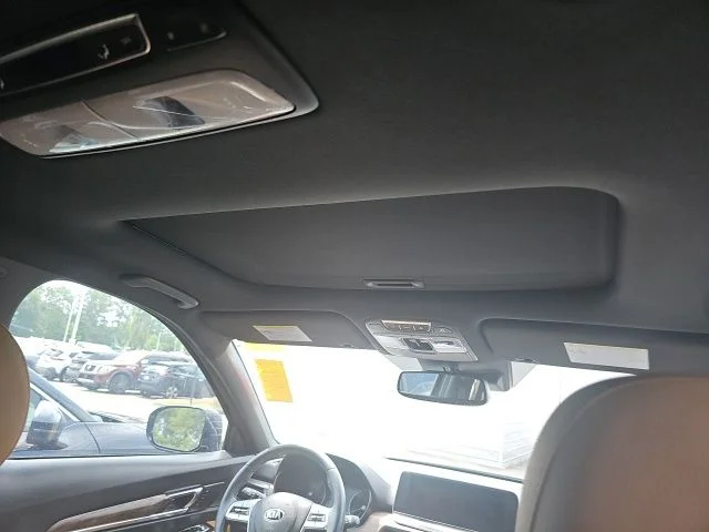 Used 2020 Black Kia SX image 6