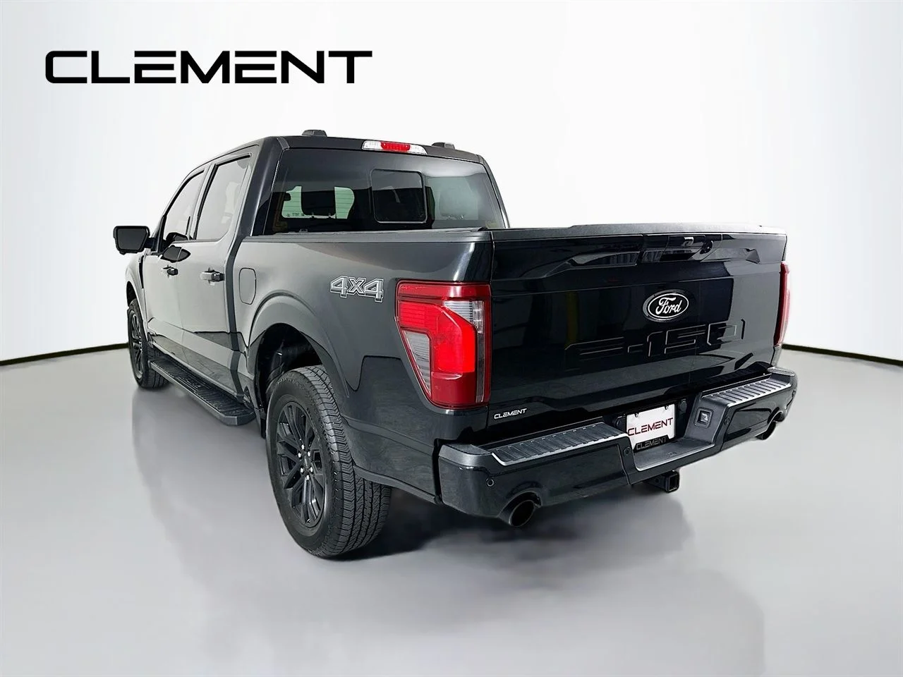 Used 2024 Black Ford XLT image 10