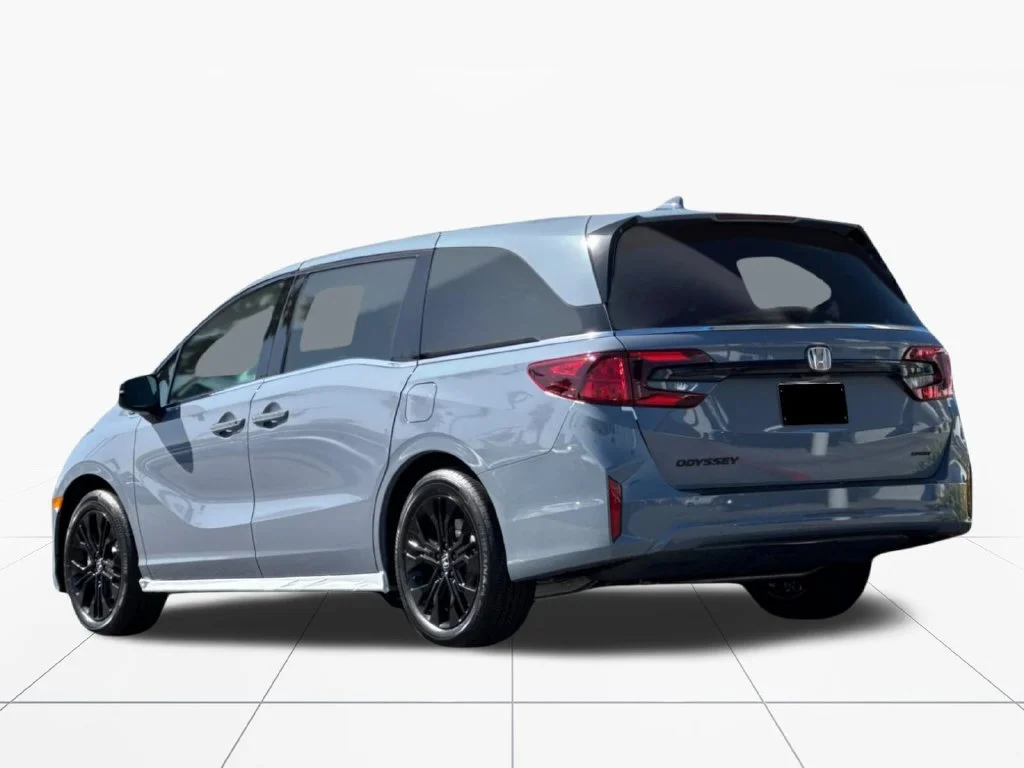 New 2027 Sonic Gray Pearl Honda Sport-L image 6